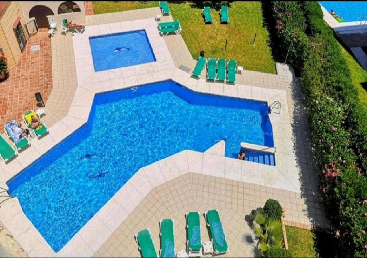 Apartment Club Playa Flores Torremolinos Bagian luar foto