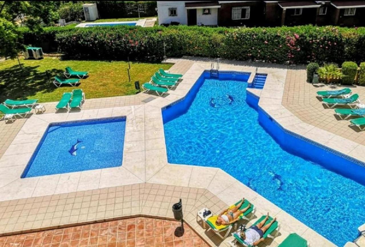 Apartment Club Playa Flores Torremolinos Bagian luar foto
