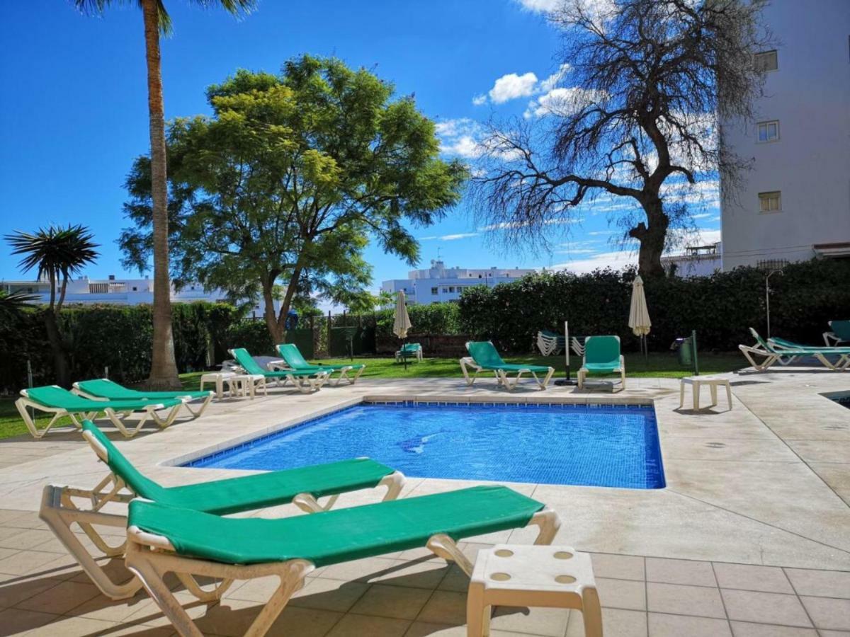 Apartment Club Playa Flores Torremolinos Bagian luar foto